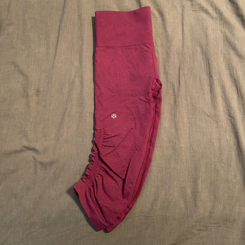 Lululemon size 4 crop leggings